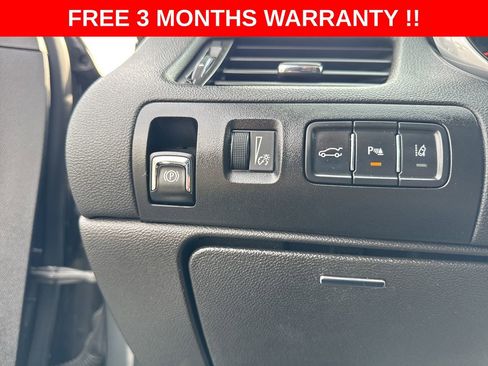 Used 2015 Chevrolet Impala LTZ FWD image 35