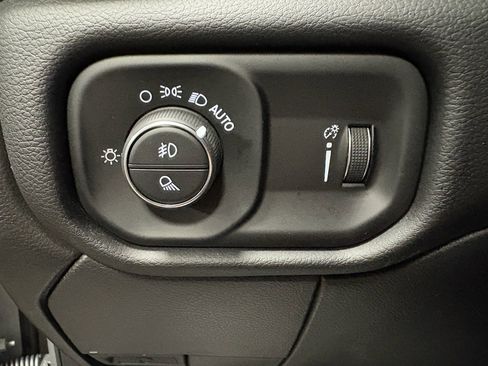 Used 2024 RAM 2500 Big Horn w/ Bed Utility Group image 16