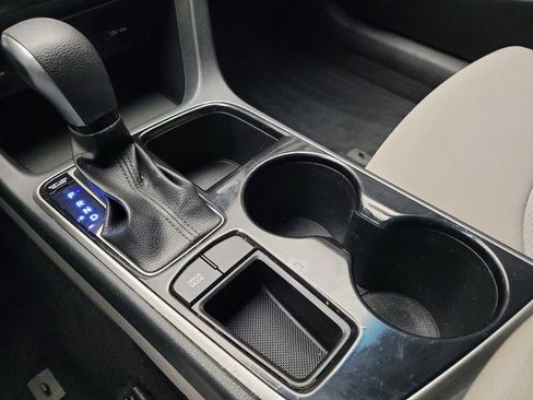 Used 2018 Hyundai Sonata SE FWD image 26
