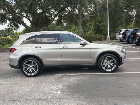 Used 2022 Mercedes-Benz GLC 300 image 3