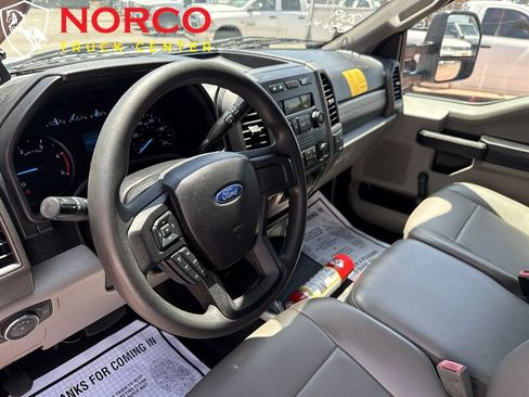 Used 2019 Ford F550 2WD Regular Cab Super Duty image 15