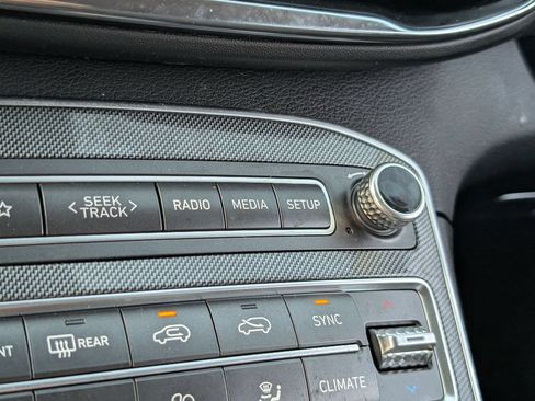 Used 2023 Hyundai Santa Fe SEL FWD image 16