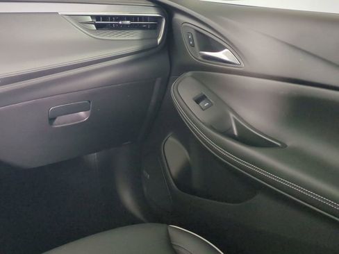 Used 2025 Buick Encore GX Avenir w/ Avenir Technology Package image 19