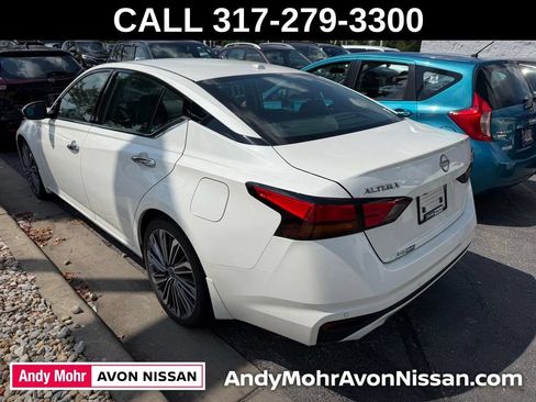 Used 2024 Nissan Altima 2.5 SL FWD image 6
