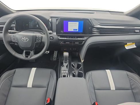 New 2026 Toyota Camry SE image 9