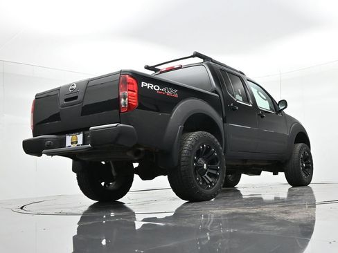 Used 2011 Nissan Frontier PRO-4X w/ Pro-4x Luxury Pkg AWD/4WD image 25
