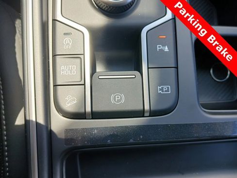 New 2025 Kia Sorento S w/ Panoramic Sunroof Package image 22