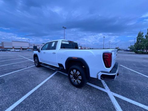 Used 2025 GMC Sierra 3500 Denali w/ Denali Reserve Package AWD/4WD image 6