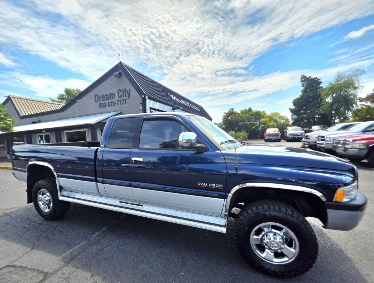 Used 2001 Dodge Ram 2500 Truck 4x4 Quad Cab image 2