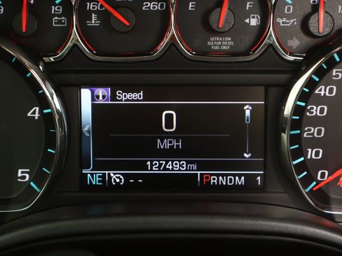 Used 2016 Chevrolet Silverado 2500 High Country w/ Duramax Plus Package image 3