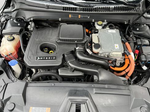 Used 2018 Lincoln MKZ Select w/ Technology Package image 34