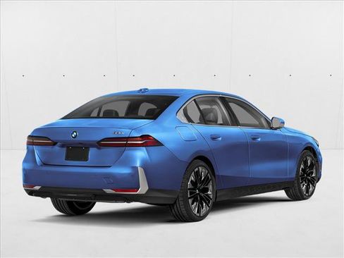 New 2027 BMW 530i xDrive AWD/4WD image 2