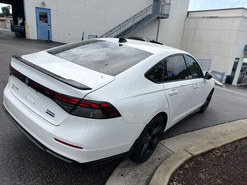 Used 2025 Honda Accord Sport image 11