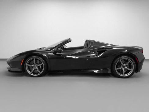Certified 2021 Ferrari F8 Tributo RWD image 68