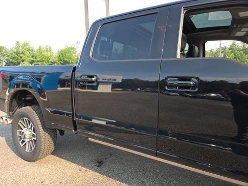 Used 2018 Ford F350 Lariat w/ Lariat Ultimate Package AWD/4WD image 12