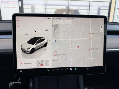 Used 2022 Tesla Model Y Performance image 11