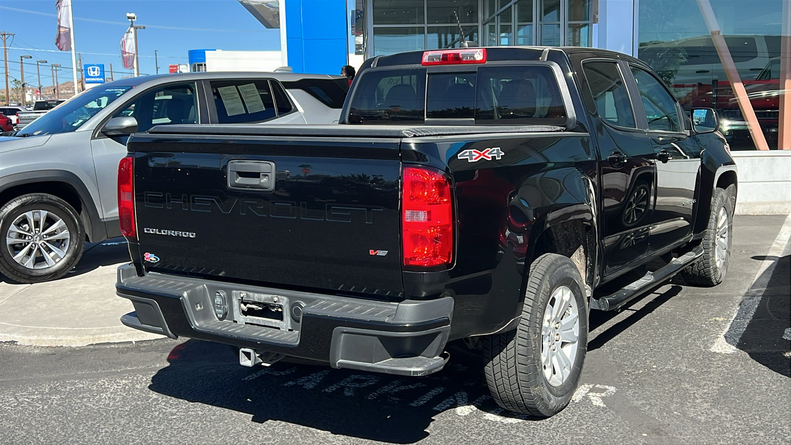 Certified 2022 Chevrolet Colorado LT w/ LT Convenience Package AWD/4WD image 2