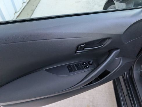 Used 2023 Toyota Corolla LE image 8