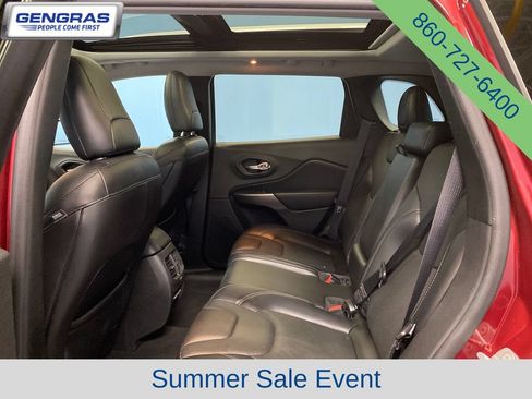 Used 2019 Jeep Cherokee Limited AWD/4WD image 26