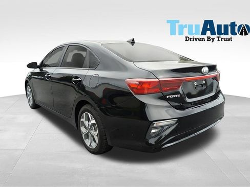 Used 2019 Kia Forte LXS FWD image 5