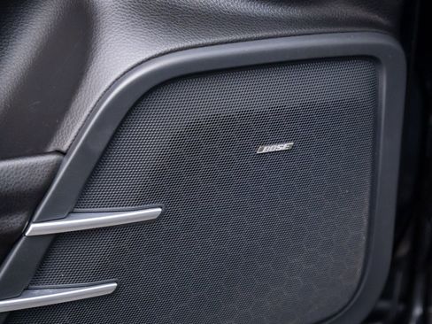 Certified 2017 Porsche Cayenne Platinum Edition image 17