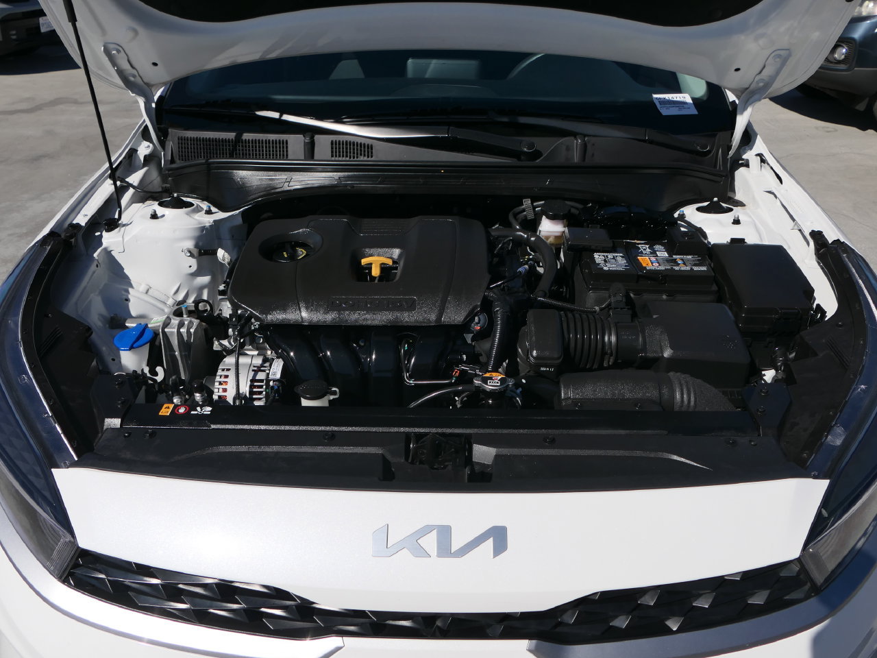 Used 2023 Kia Forte LXS FWD image 28