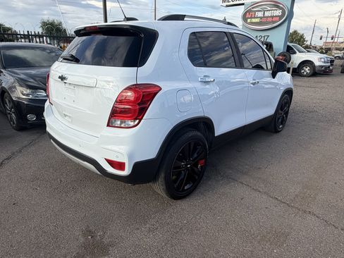 Used 2018 Chevrolet Trax LT w/ Redline Edition FWD image 5