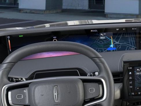 New 2026 Lincoln Nautilus Premier image 14