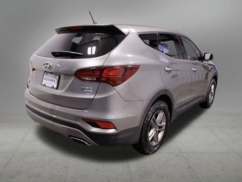 Used 2018 Hyundai Santa Fe Sport image 5