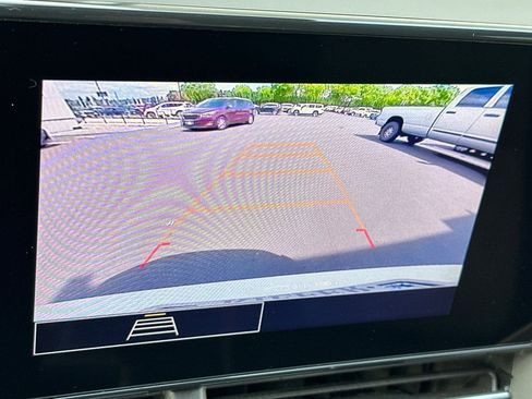 Used 2024 Chevrolet Trax LS FWD image 21