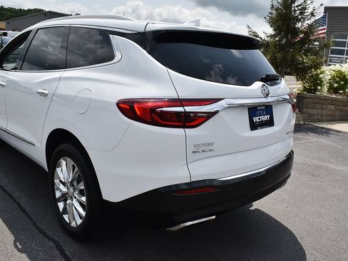 Used 2018 Buick Enclave Premium w/ Trailering Package AWD/4WD image 28