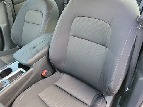 Used 2024 Nissan Altima 2.5 SV FWD image 11
