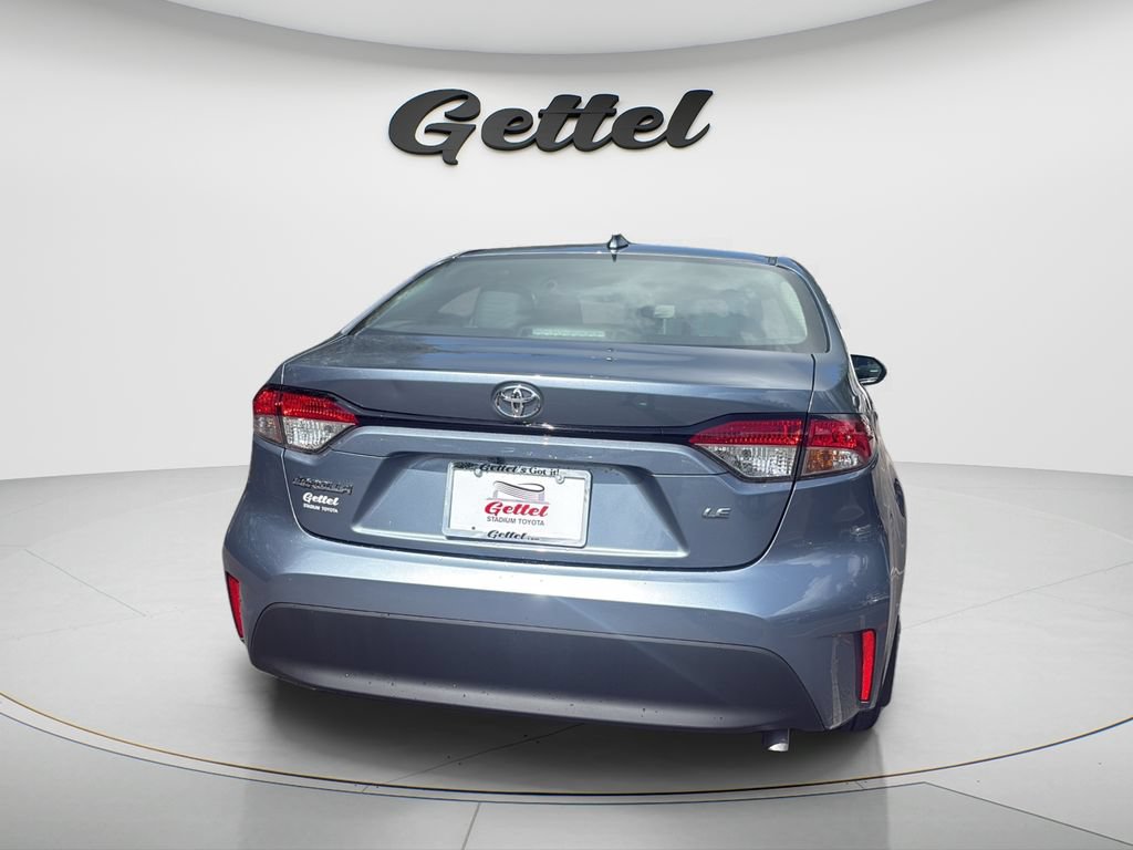 Used 2025 Toyota Corolla LE FWD image 6