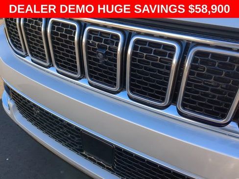 New 2024 Jeep Wagoneer w/ Convenience Group I image 17