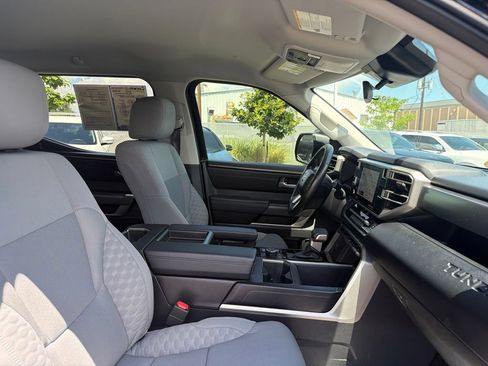 Used 2023 Toyota Tundra SR5 w/ SR5 Convenience Package AWD/4WD image 12