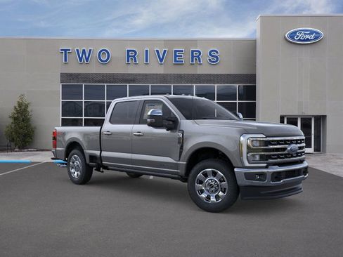 New 2026 Ford F250 Lariat w/ Chrome Package image 7