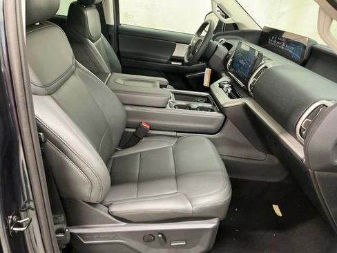 New 2026 Ford Expedition Active AWD/4WD image 21