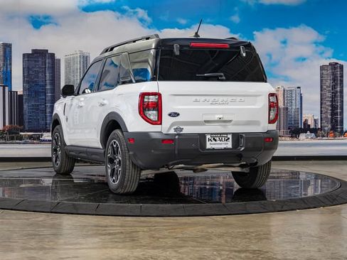 Used 2025 Ford Bronco Sport Outer Banks w/ Outer Banks Tech Package+ AWD/4WD image 9