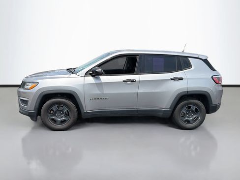 Used 2018 Jeep Compass Sport FWD image 9