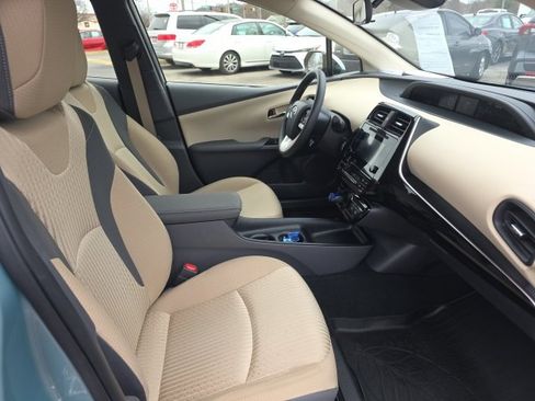 Used 2018 Toyota Prius Two w/ Prius Two Safety Plus Package image 8