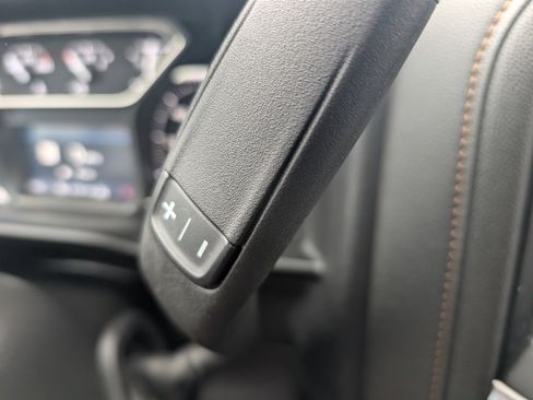 Used 2023 GMC Sierra 2500 AT4 w/ AT4 Preferred Package image 28