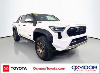 Used 2025 Toyota Tacoma Trailhunter Hybrid w/ Tow Tech Package video 1