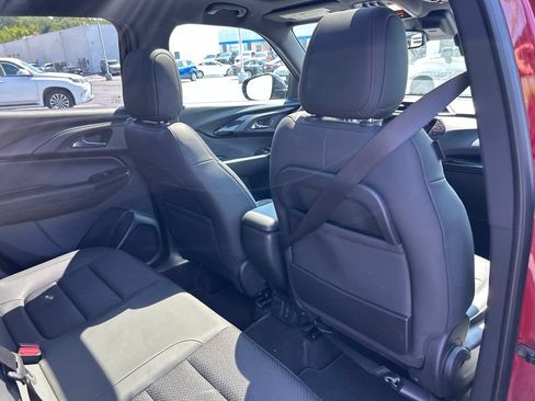 Used 2022 Chevrolet TrailBlazer RS w/ Sun and Liftgate Package AWD/4WD image 37