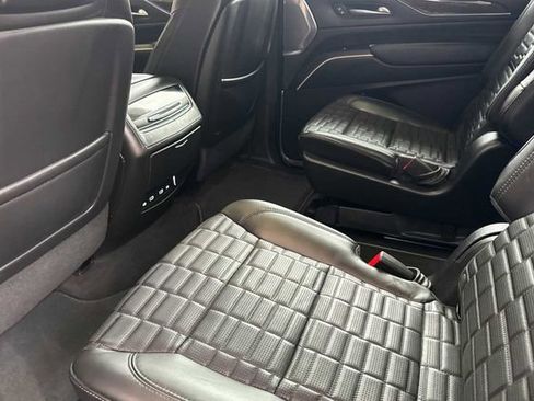Used 2023 Cadillac Escalade ESV Sport Platinum image 12