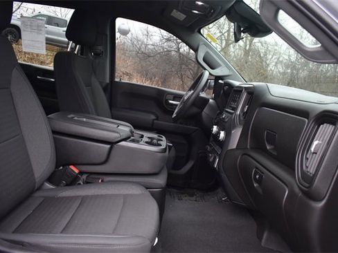 Used 2024 GMC Sierra 1500 Pro w/ Graphite Edition image 13