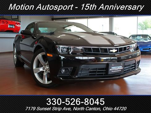 Used 2014 Chevrolet Camaro SS w/ RS Package RWD image 59