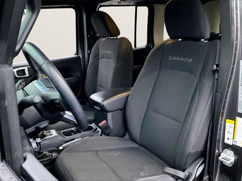 Certified 2019 Jeep Wrangler Unlimited Sahara image 20