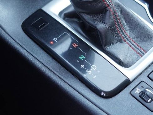 Used 2019 Toyota Highlander SE AWD/4WD image 37