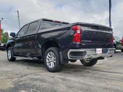 Used 2022 Chevrolet Silverado 1500 LT w/ Z71 Off-Road Package AWD/4WD image 5