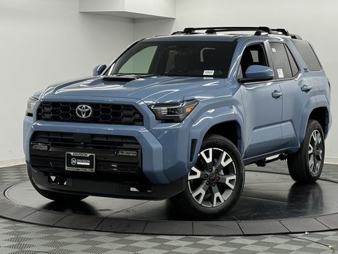 New 2026 Toyota 4Runner TRD Sport image 2